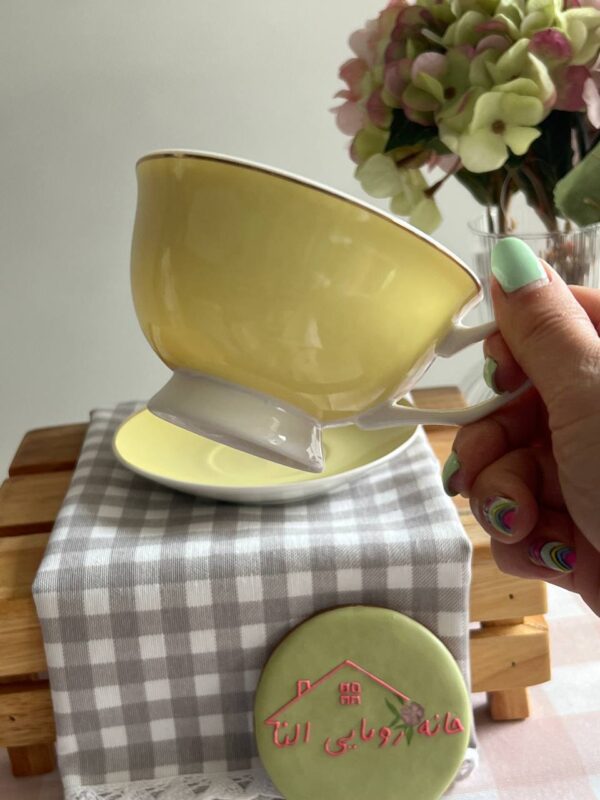 فنجان نعلبکی چایخوری طرح گلگلی کد 8002- رنگ لیمویی