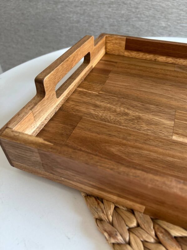 سینی چوبی مستطیلی یاکا مدل آکاسیا دسته برجسته