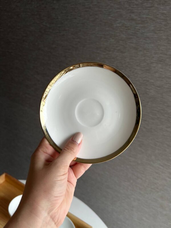 سرویس فنجان نعلبکی چایخوری چینی سفید لبه طلایی لایت